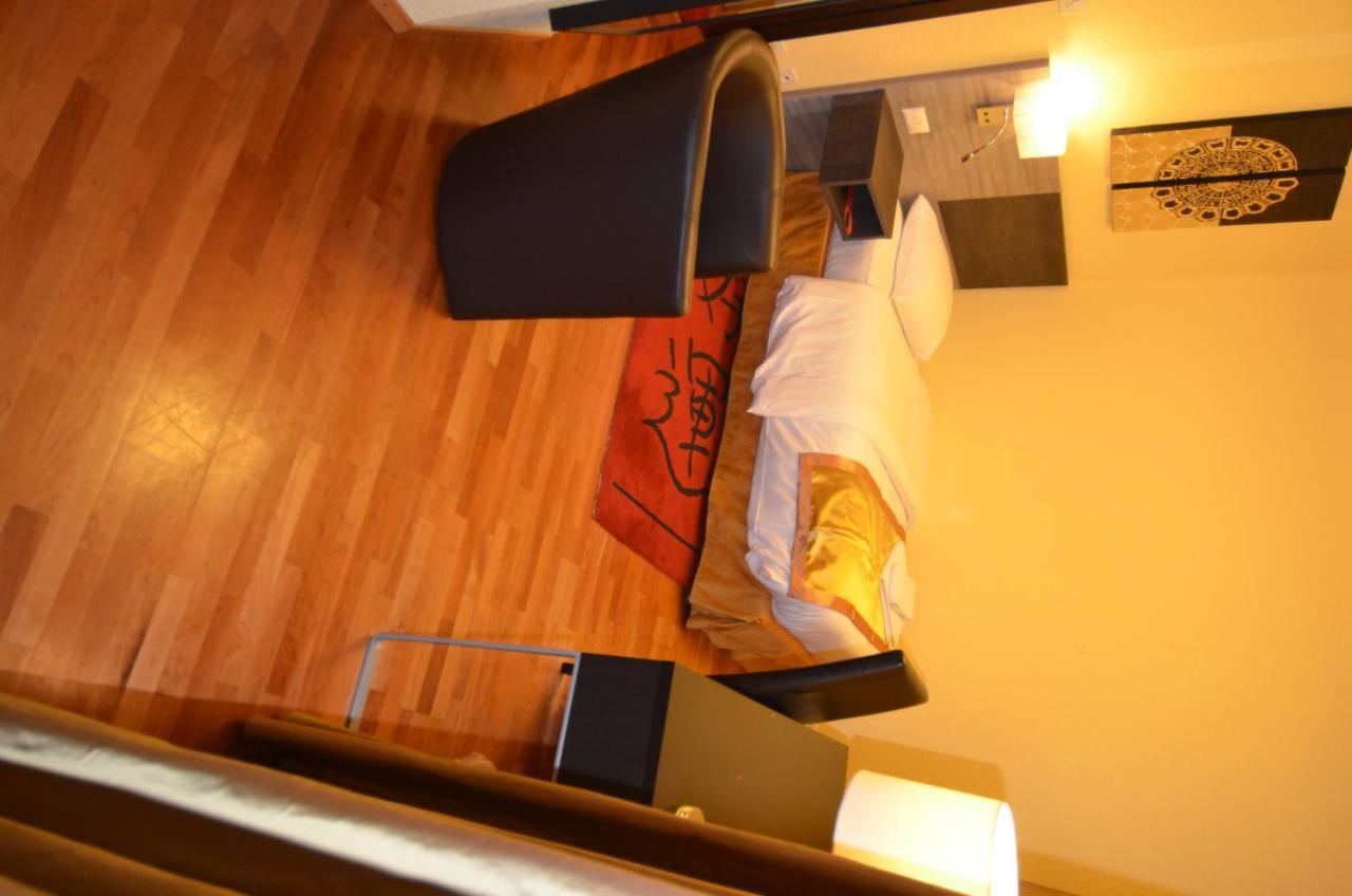 Beausite Hotell Crissier Exteriör bild