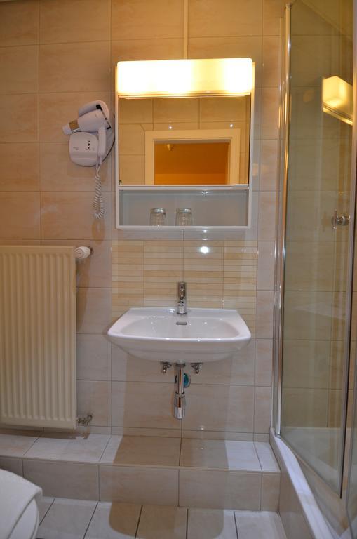 Beausite Hotell Crissier Exteriör bild