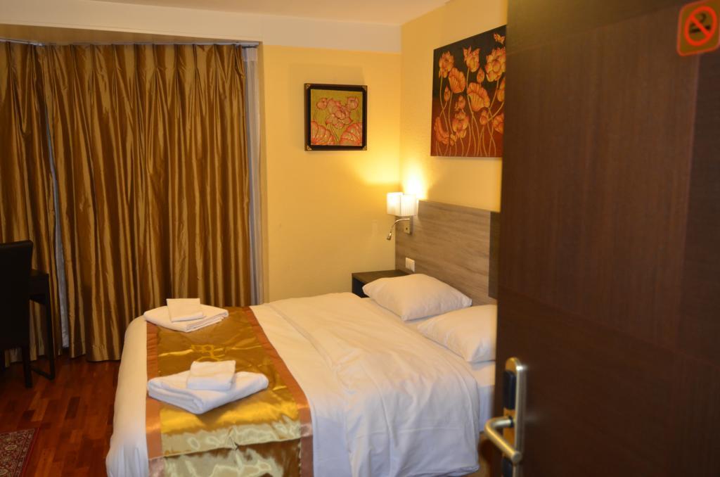 Beausite Hotell Crissier Rum bild