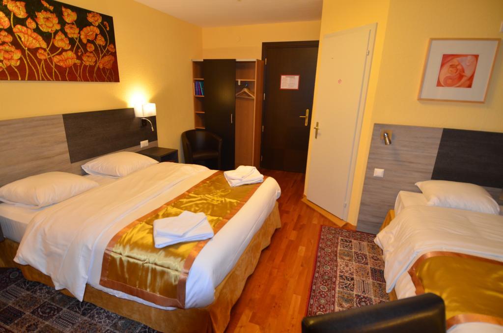 Beausite Hotell Crissier Rum bild