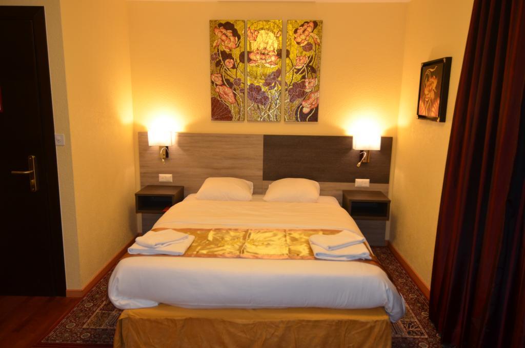 Beausite Hotell Crissier Rum bild
