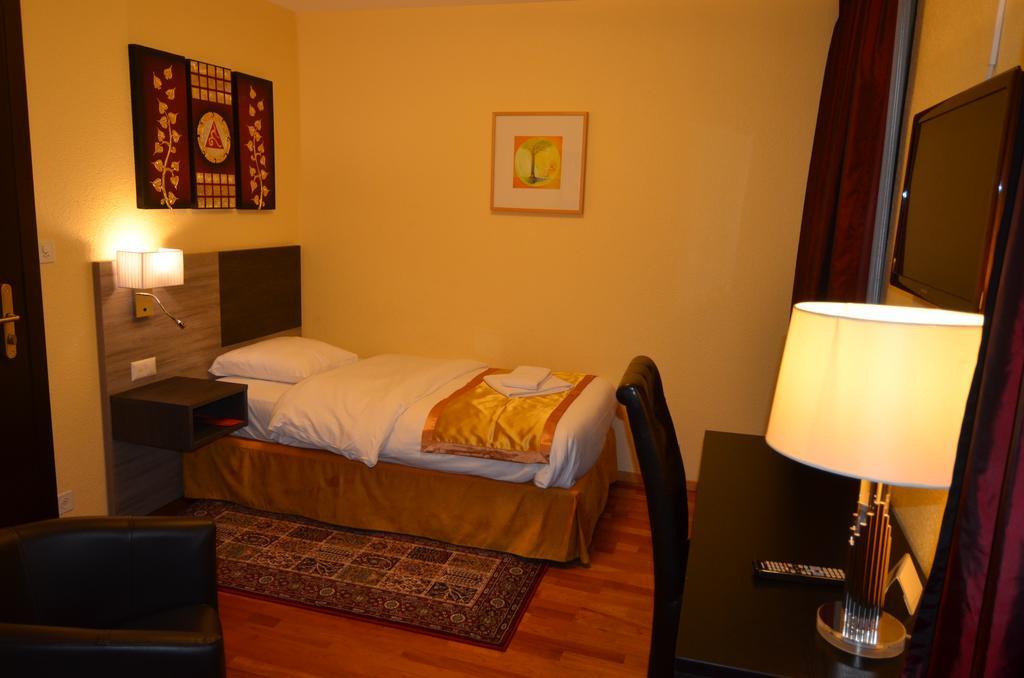 Beausite Hotell Crissier Exteriör bild